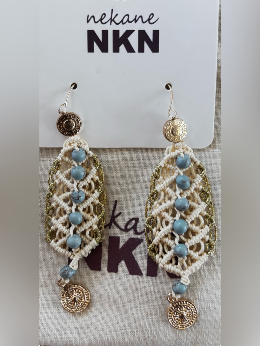 NWT NKN
Nekane Kant Boho Macrame Dangle
Earrings Turquoise Beads Gold